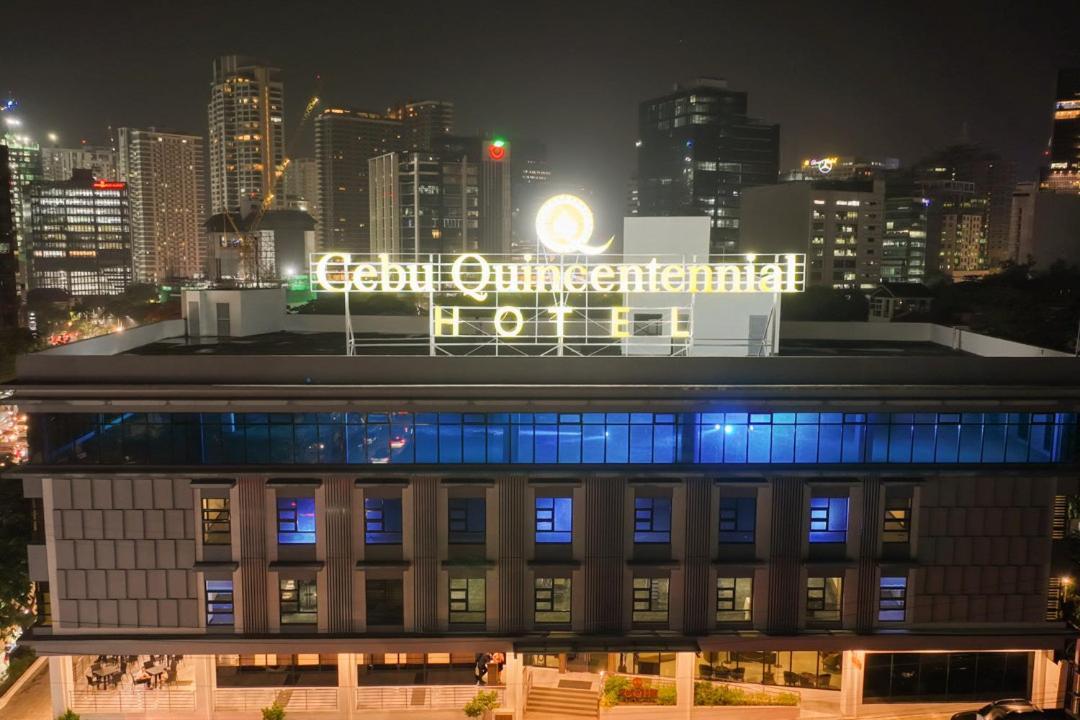 Cebu Quincentennial Hotel Esterno foto